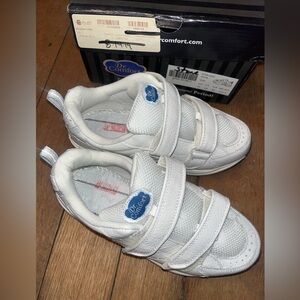Dr. Comfort 2440 White Leather Sneakers Comfort Shoes Women's Sz 6 W